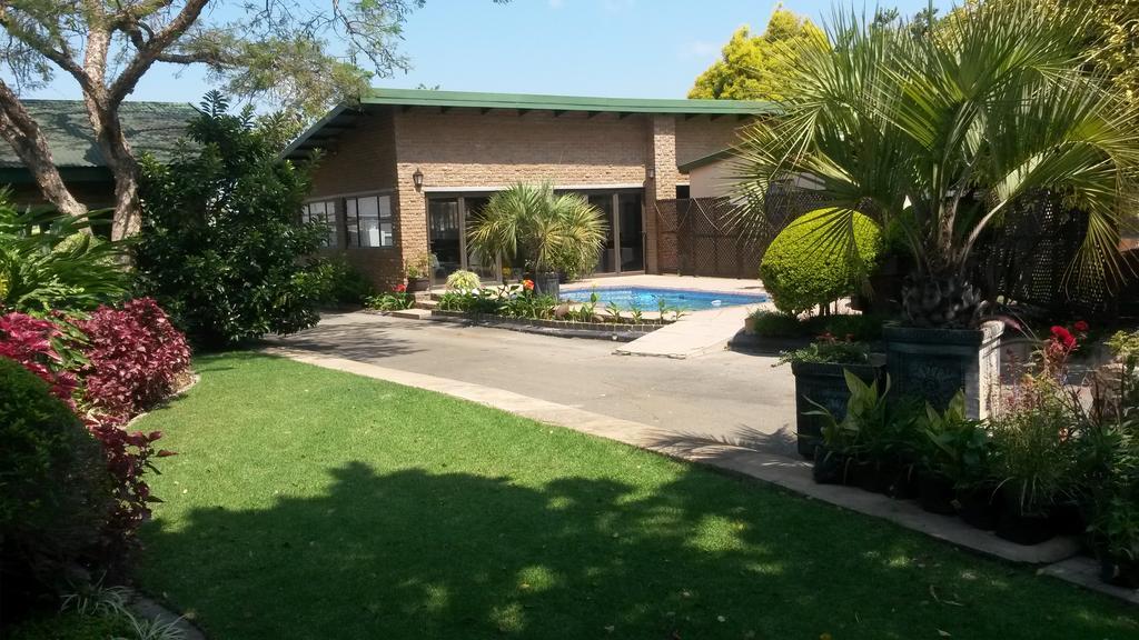 Rita'S Guesthouse Cc Vryheid Exteriér fotografie