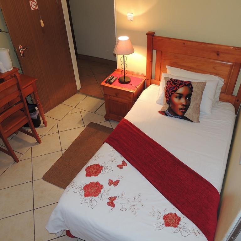 Rita'S Guesthouse Cc Vryheid Exteriér fotografie